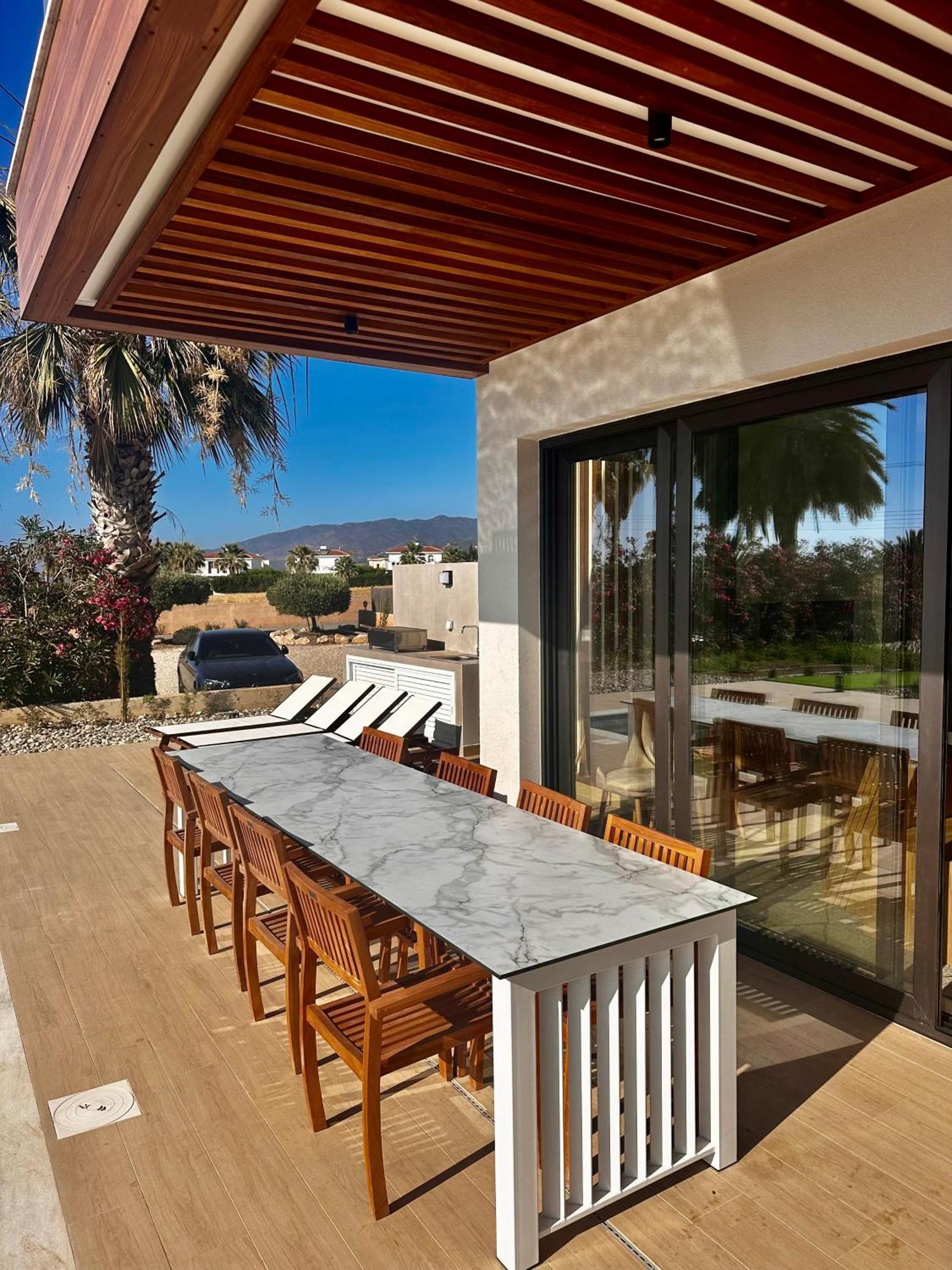 Santa Barbara Seafront Villas W Jacuzzi Pool Pafos Exterior foto