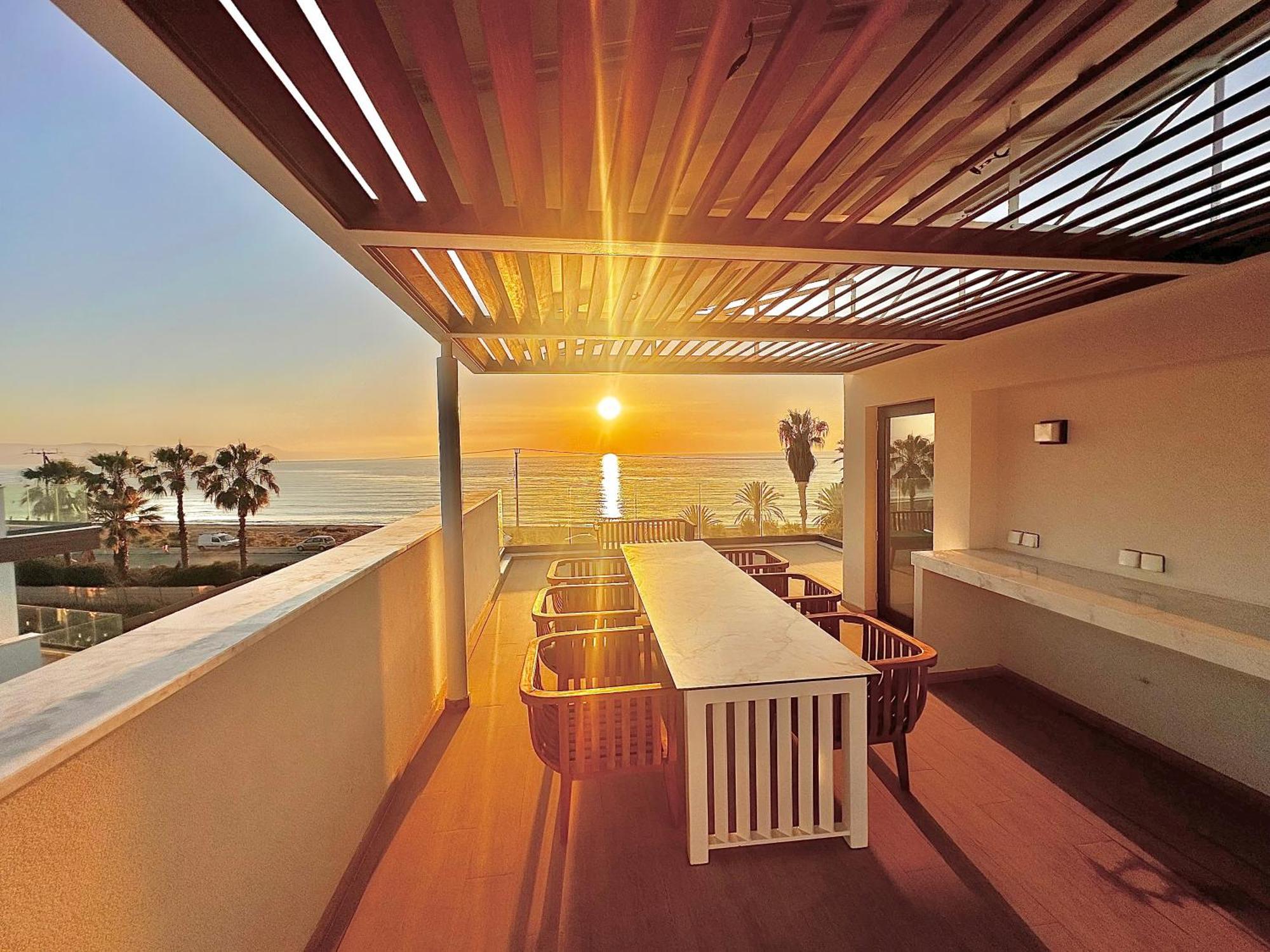 Santa Barbara Seafront Villas W Jacuzzi Pool Pafos Exterior foto