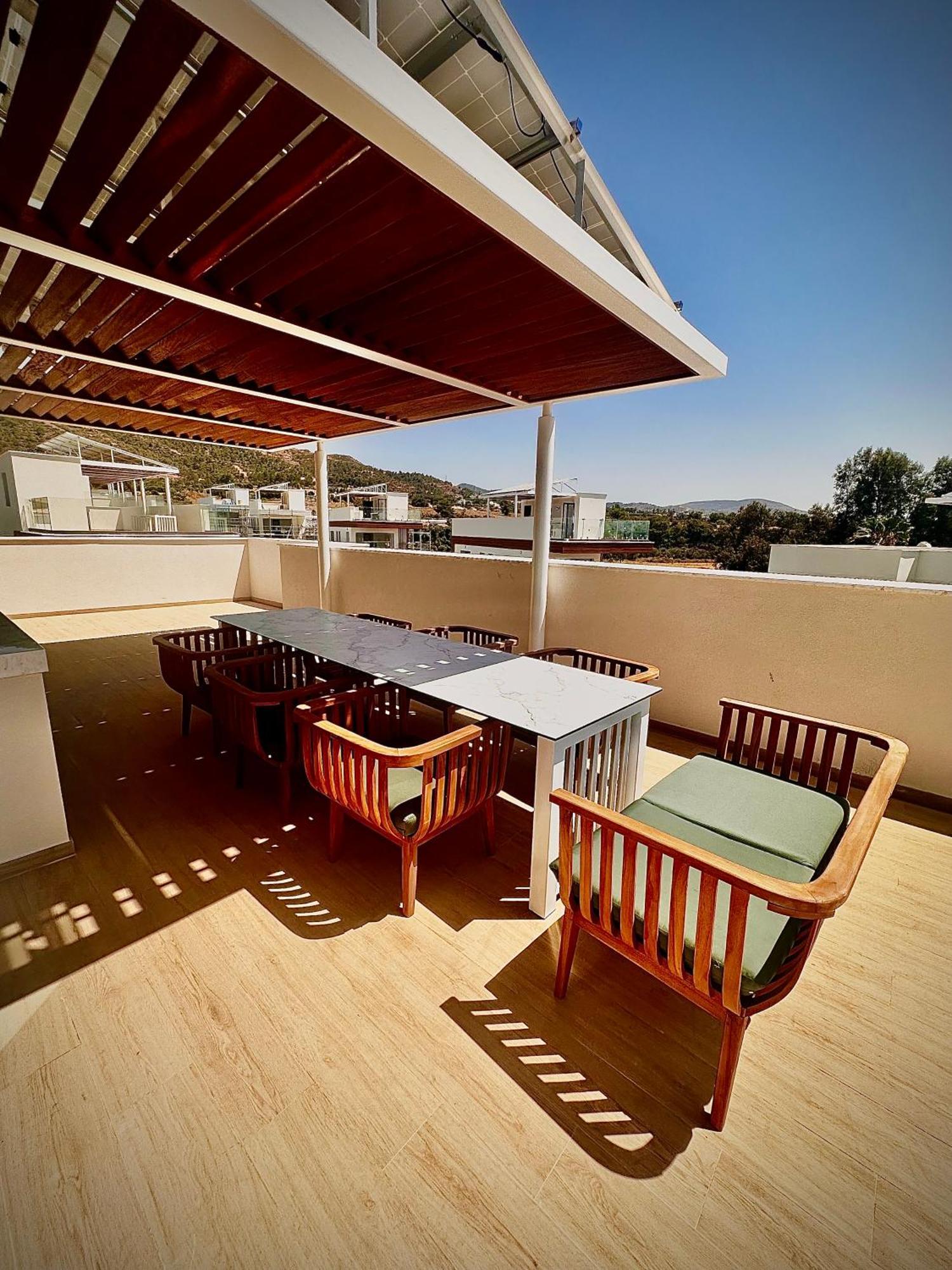 Santa Barbara Seafront Villas W Jacuzzi Pool Pafos Exterior foto