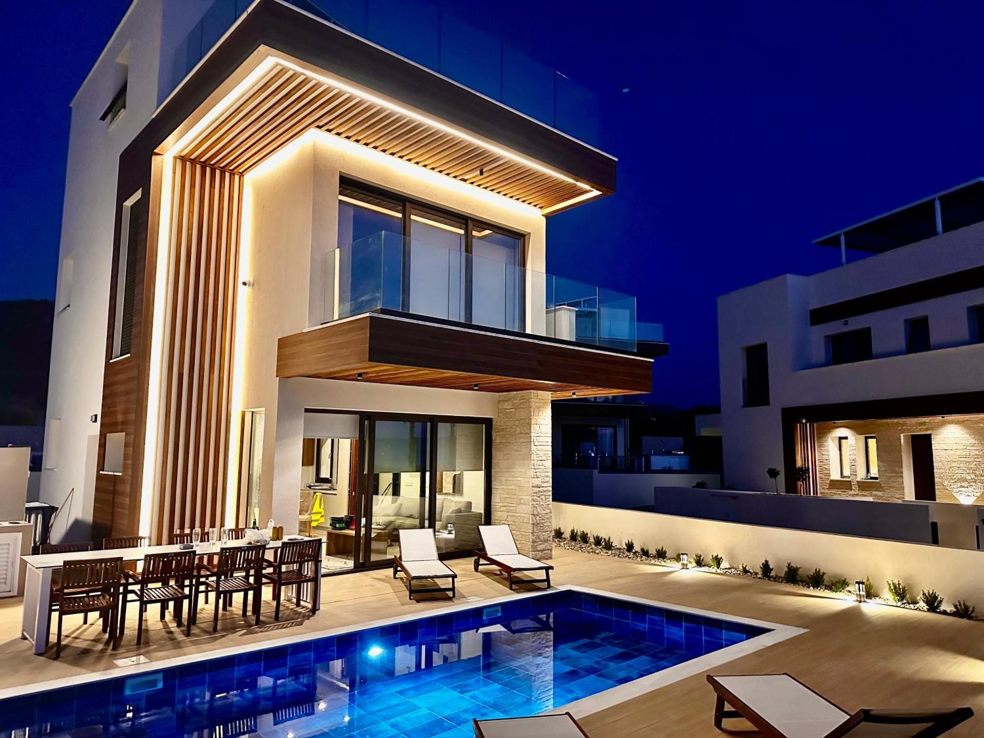 Santa Barbara Seafront Villas W Jacuzzi Pool Pafos Exterior foto